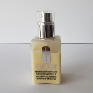 Dramatically Different Moisturizing Lotion With Pump